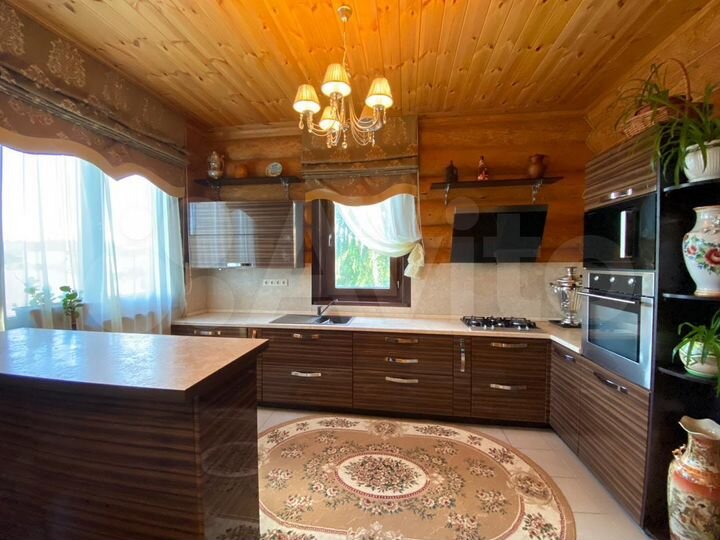 Коттедж 299,9 м² на участке 16 сот.