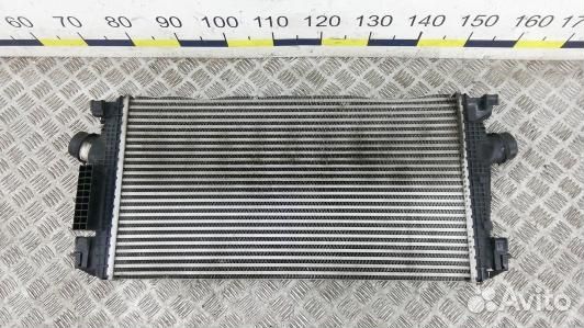 Радиатор интеркуллера opel astra J (93U32KC01)
