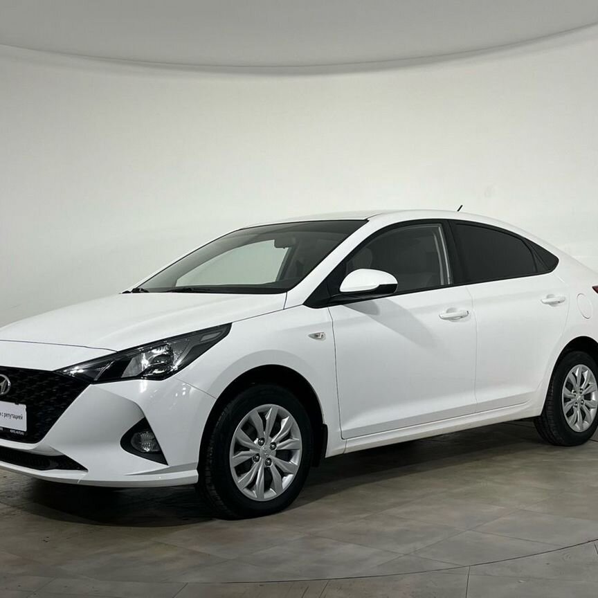 Купить 🚘 Hyundai Solaris с пробегом от 540 000 ₽ в