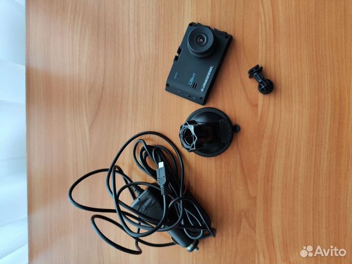 Автомобильный видеорегистратор ritmix