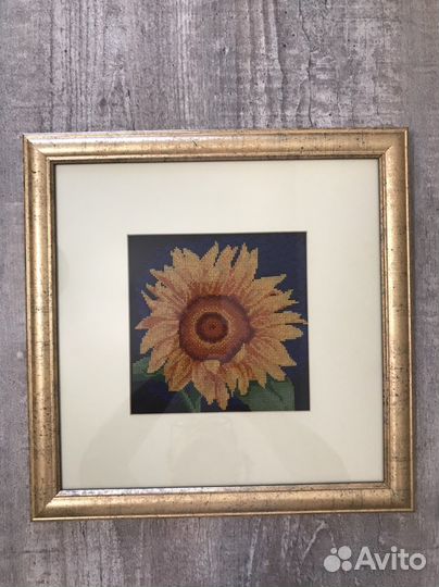 Картина вышитая крестом ручная работа