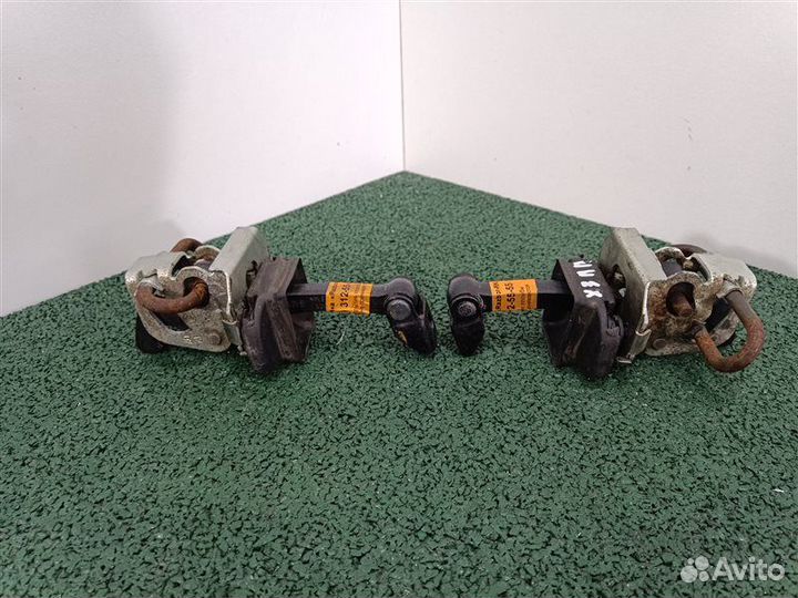 Ограничитель двери передний Bmw X3 E83 2008