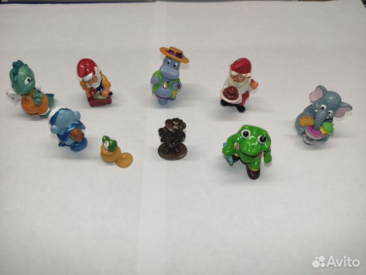 Игрушки из киндера коробкой