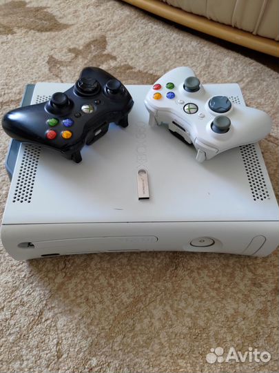 Xbox 360 freeboot в комплекте