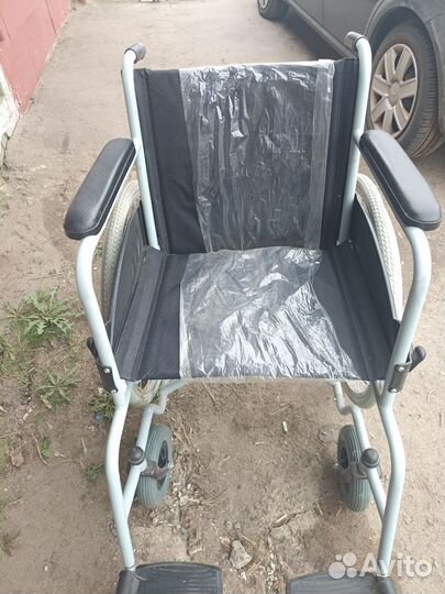 Инвалидная коляска складная бу