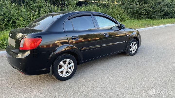 Kia Rio 1.4 AT, 2010, 197 500 км