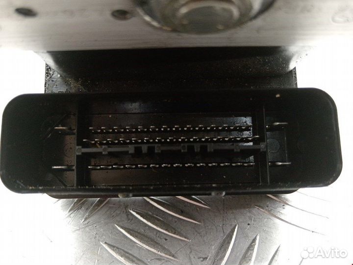 Блок ABS для Peugeot-Citroen C5 1 9657061080