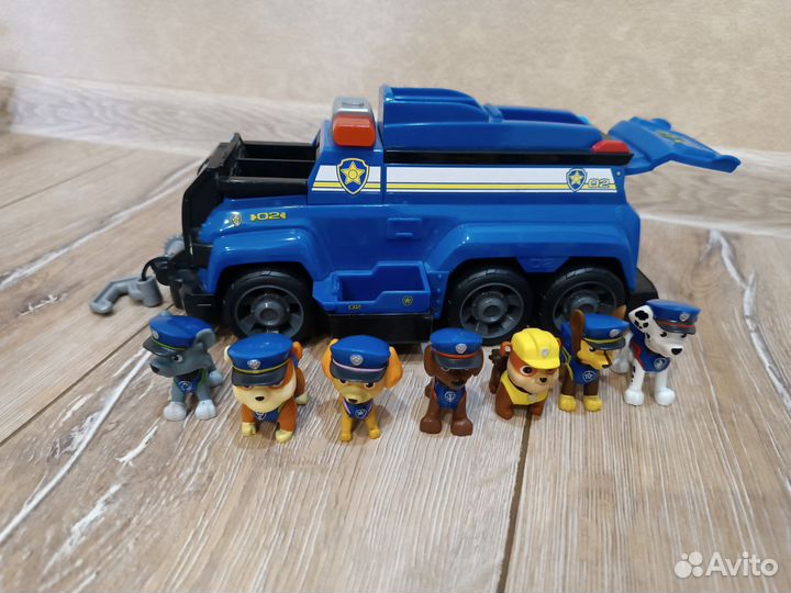 Полицейская машина щенячий патруль с щенками