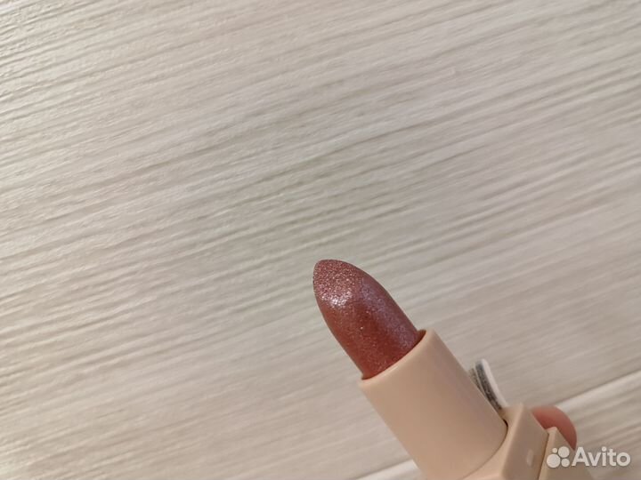 Помада stellary