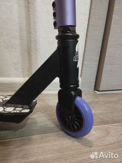 Трюковой самокат новый
