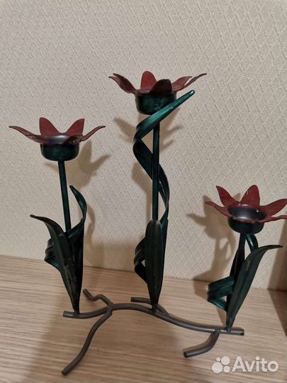 Старинный подсвечник