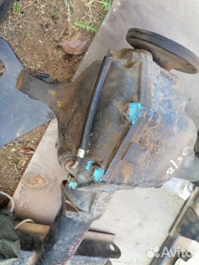 Запчасти на Nissan Atlas R8F23