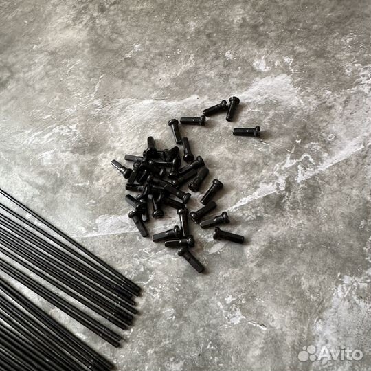Спицы и нипеля на переднее колесо 186mm