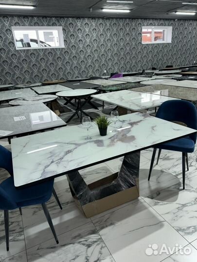 Обеденный стол новый раздвижной