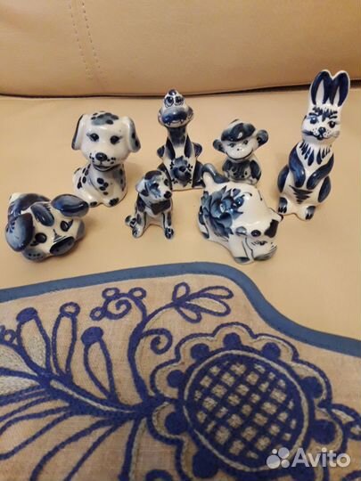 Коллекционные фигурки гжель