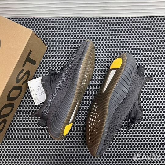 Кроссовки Adidas yeezy boost 350
