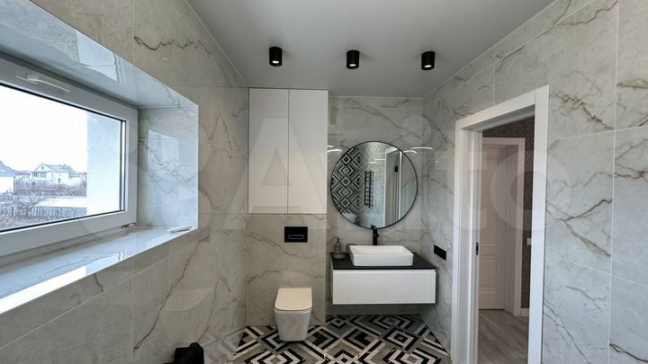 Дом 175 м² на участке 15 сот.