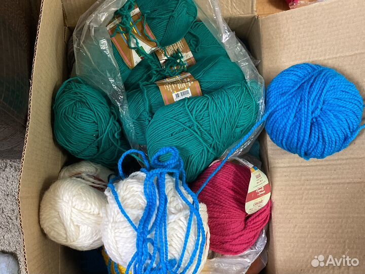 Отдам бесплатно нитки для вязания