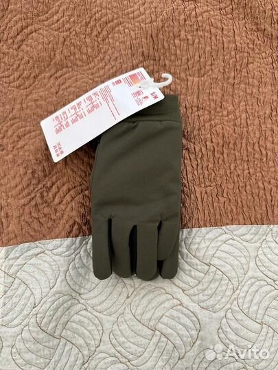 Новые перчатки Uniqlo