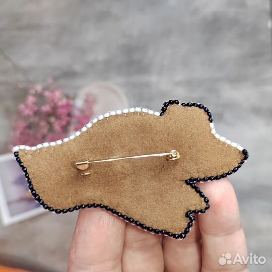 Брошь ручной работы