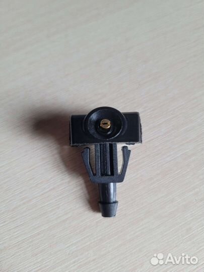 Форсунки омывателя лобового стекла Nissan