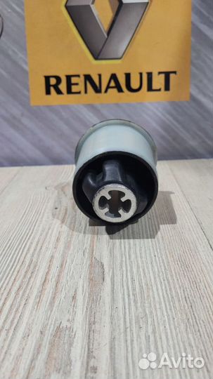 Сайлентблок балки Renault megane 3