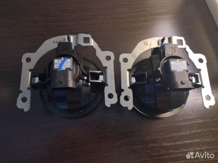 Противотуманные фары, оригинал для Outlander 3