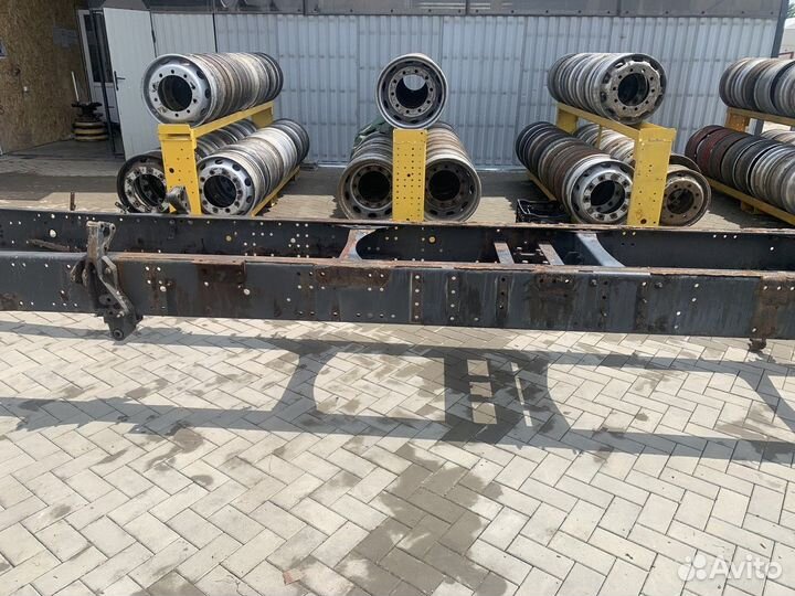 85137023 Рама без документов 6x2 Volvo FH