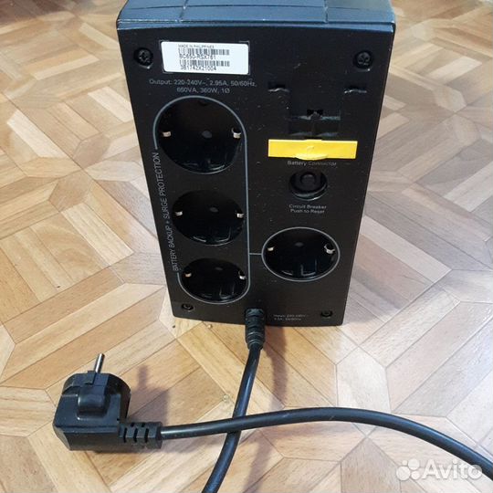 Ибп APC Back-UPS 650