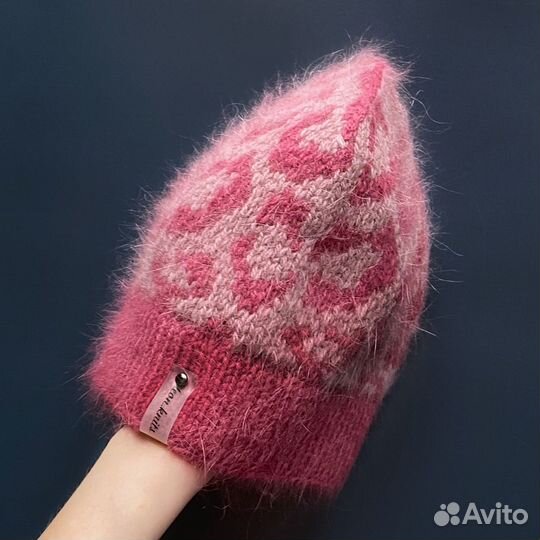 Пушистая вязаная шапка бини леопард ручной работы