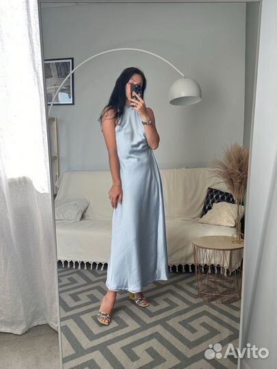 Платье атласное