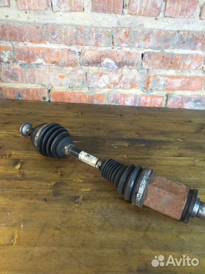 Привод передний правый Bmw X1 E84 N20B20 2012