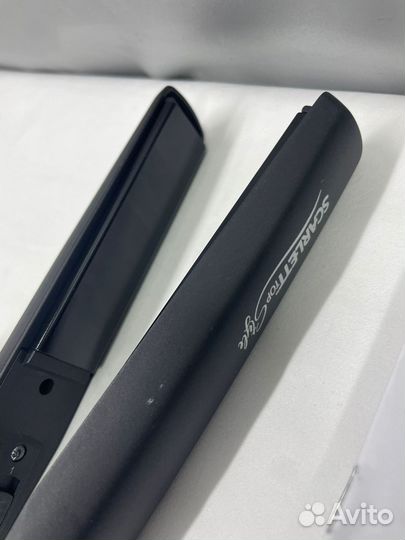 Выпрямитель Scarlett SC-HS60592, черный