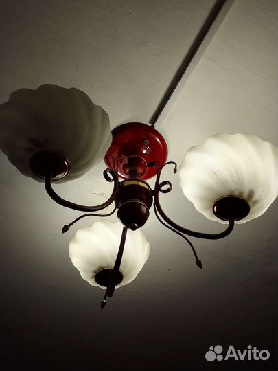 Люстра потолочная бу