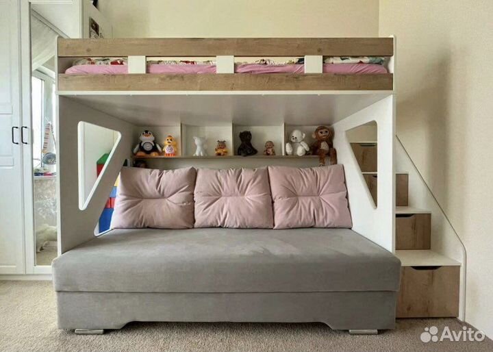 Кровать двухьярусная с диваном