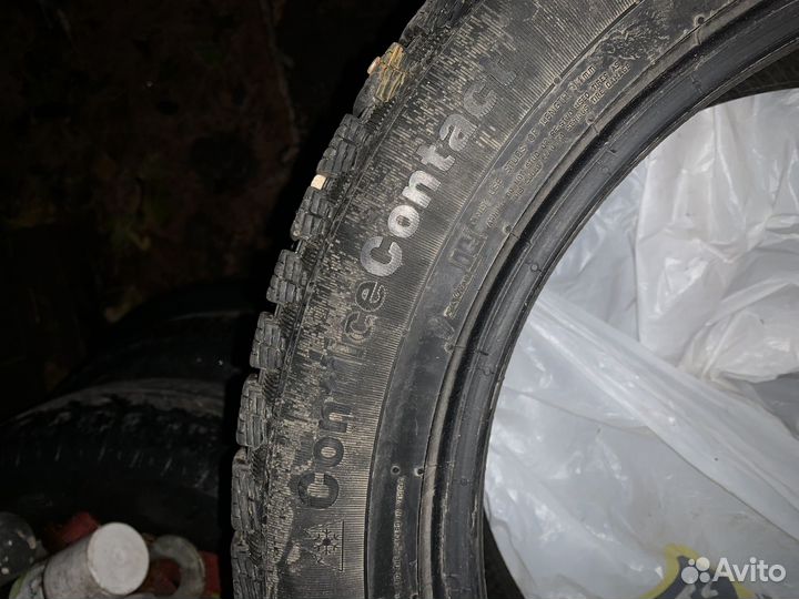 Continental ContiIceContact 4x4 235/50 R18