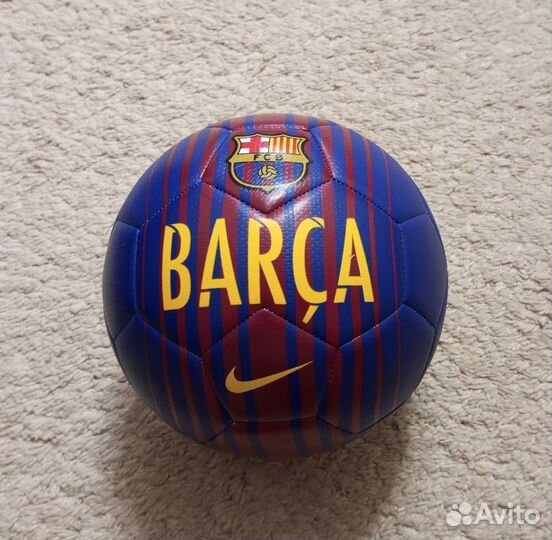 Футбольные мячи