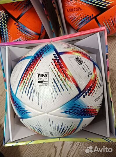 Футбольный мяч Adidas Al Rihla 2022 чм Рихла PRO