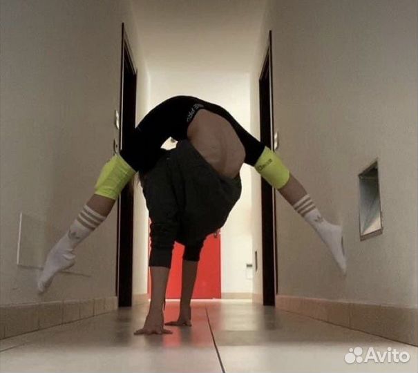 Тренер по растяжке (кмс по худ. гимнастике)