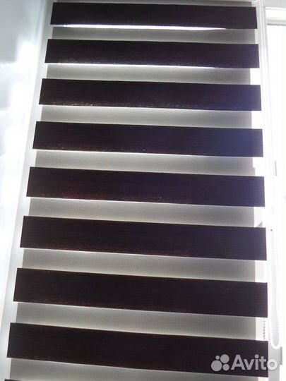 Рулонная штора 70*160 день-ночь новая