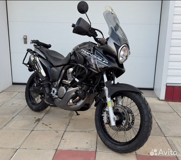 Honda Transalp xl700v