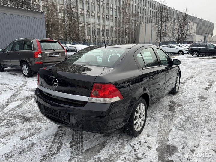 Opel Astra 1.8 AT, 2013, 134 000 км