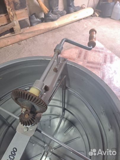 Медогонка б/у