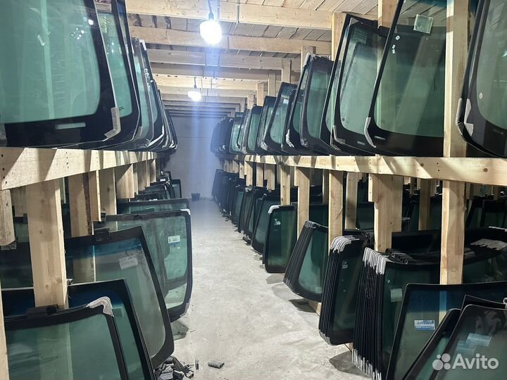 Лобовые стекла оптом с установкой на все Авто