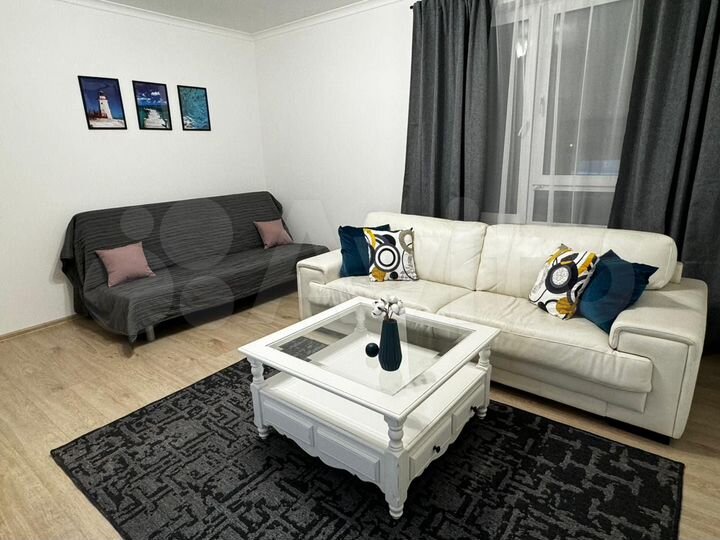 2-к. квартира, 60 м², 3/8 эт.