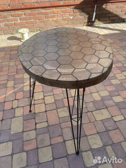 Журнальный стол ручной работы