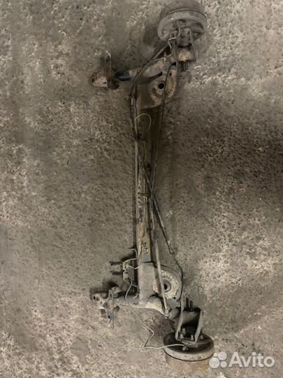 Балка задняя Renault Symbol 1 2002