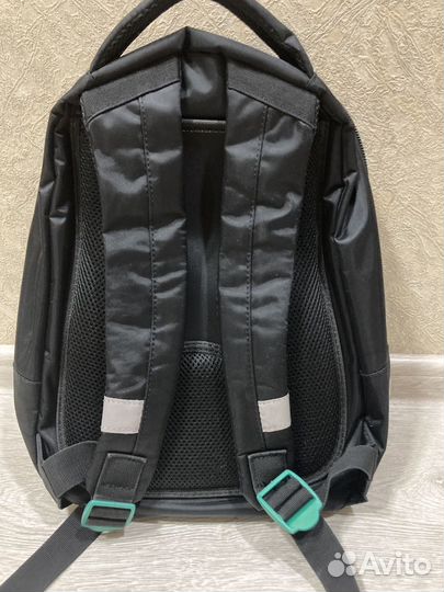 Рюкзаки, пеналы, папки для школы