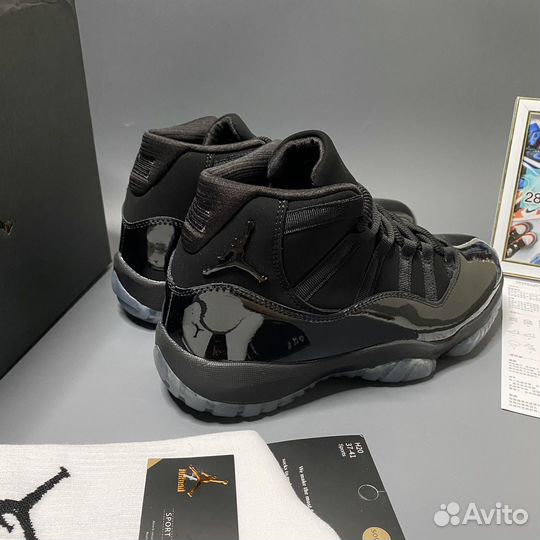 Кроссовки Nike Air Jordan 11 Retro Cap And Gown