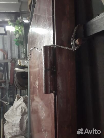 Дверь входная металлическая